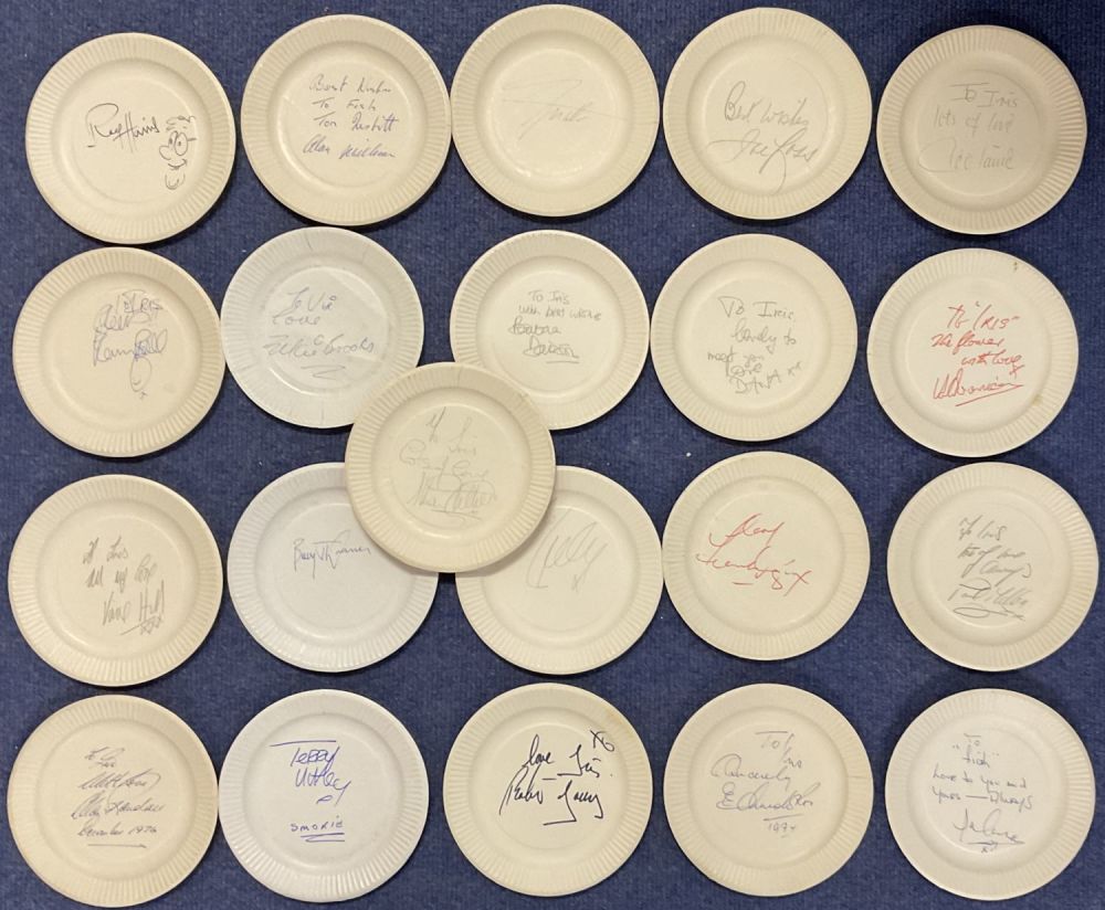 Lot 392: Collection of 22 Signed Paper Plates measuring 6...