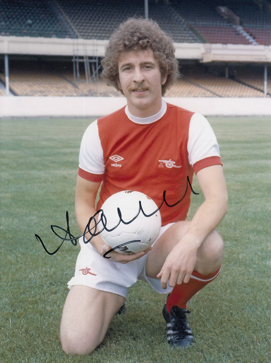 Lot 410: Autographed Alan Sunderland 8 X 6 Photo -...
