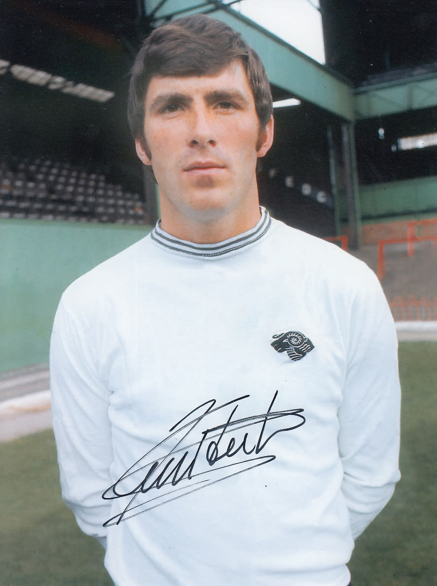 Lot 433: Autographed Kevin Hector 8 X 6 Photo -...