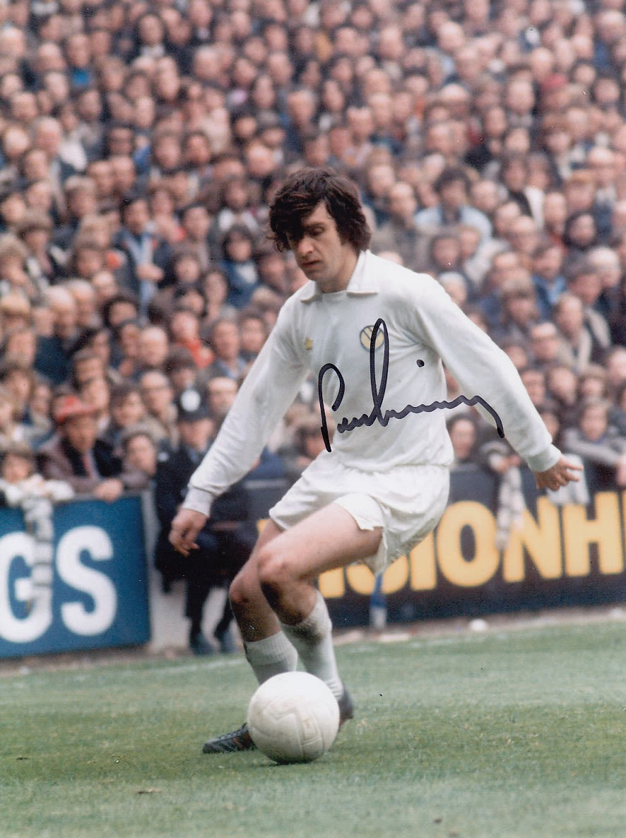 Lot 444: Autographed Peter Lorimer 8 X 6 Photo -...