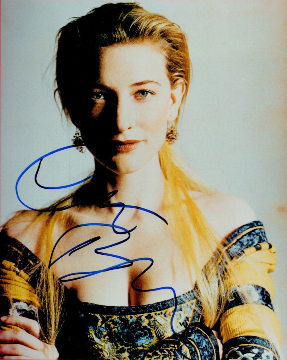 Lot 60: Cate Blanchett signed 10x8 colour photo. All autographs...