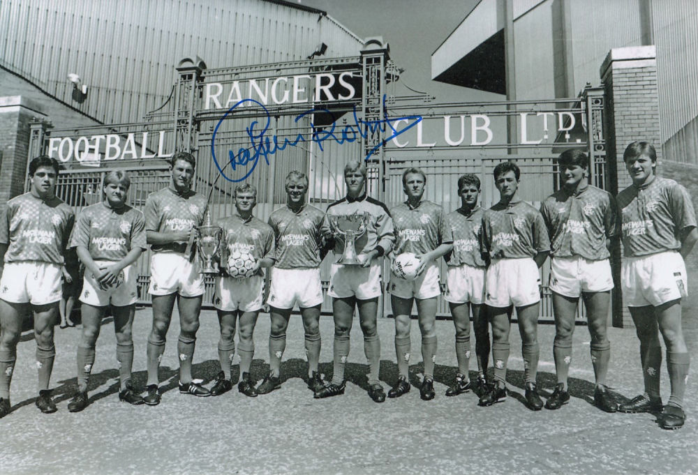 Lot 152: Autographed Graham Roberts 12 X 8 Photo :...
