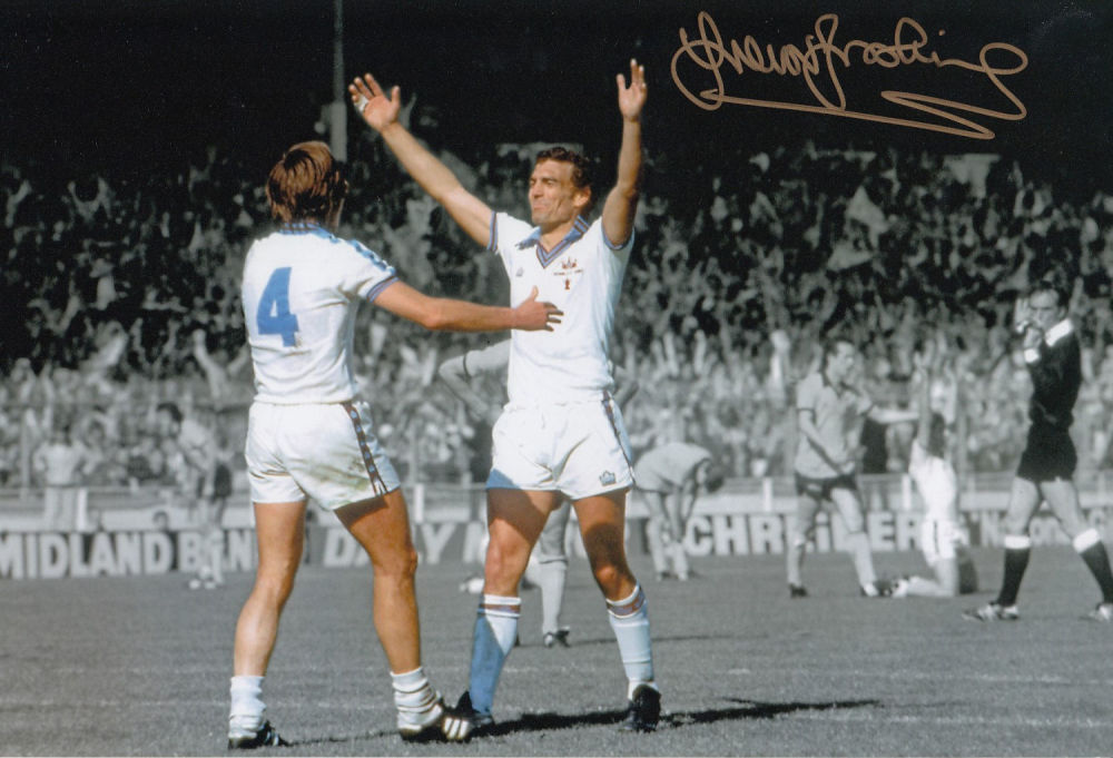 Lot 163: Autographed Trevor Brooking 12 X 8 Photo :...