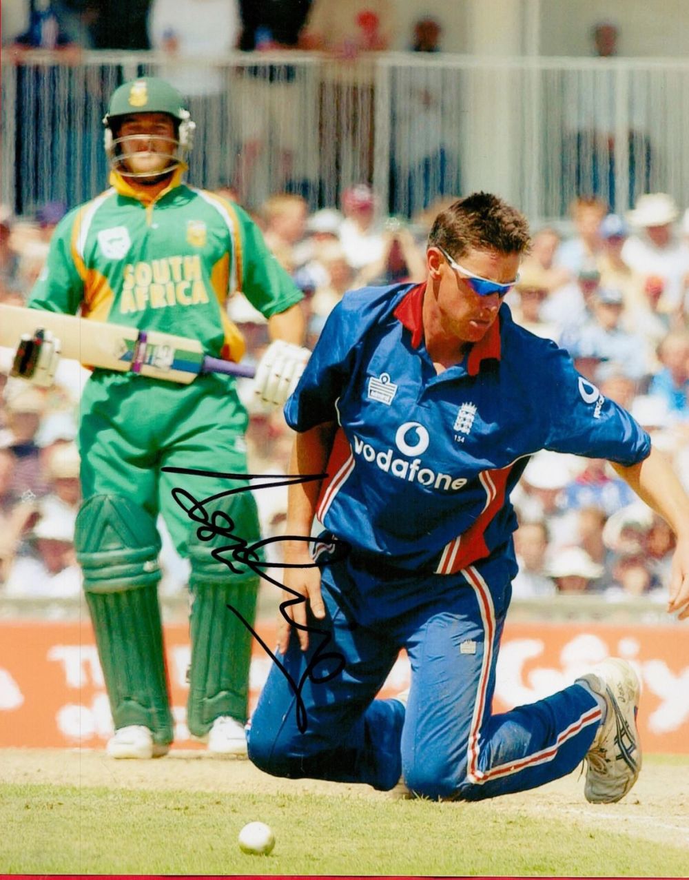 Lot 265: Cricketer Ashley Giles Hand signed 10x8 Colour Photo...