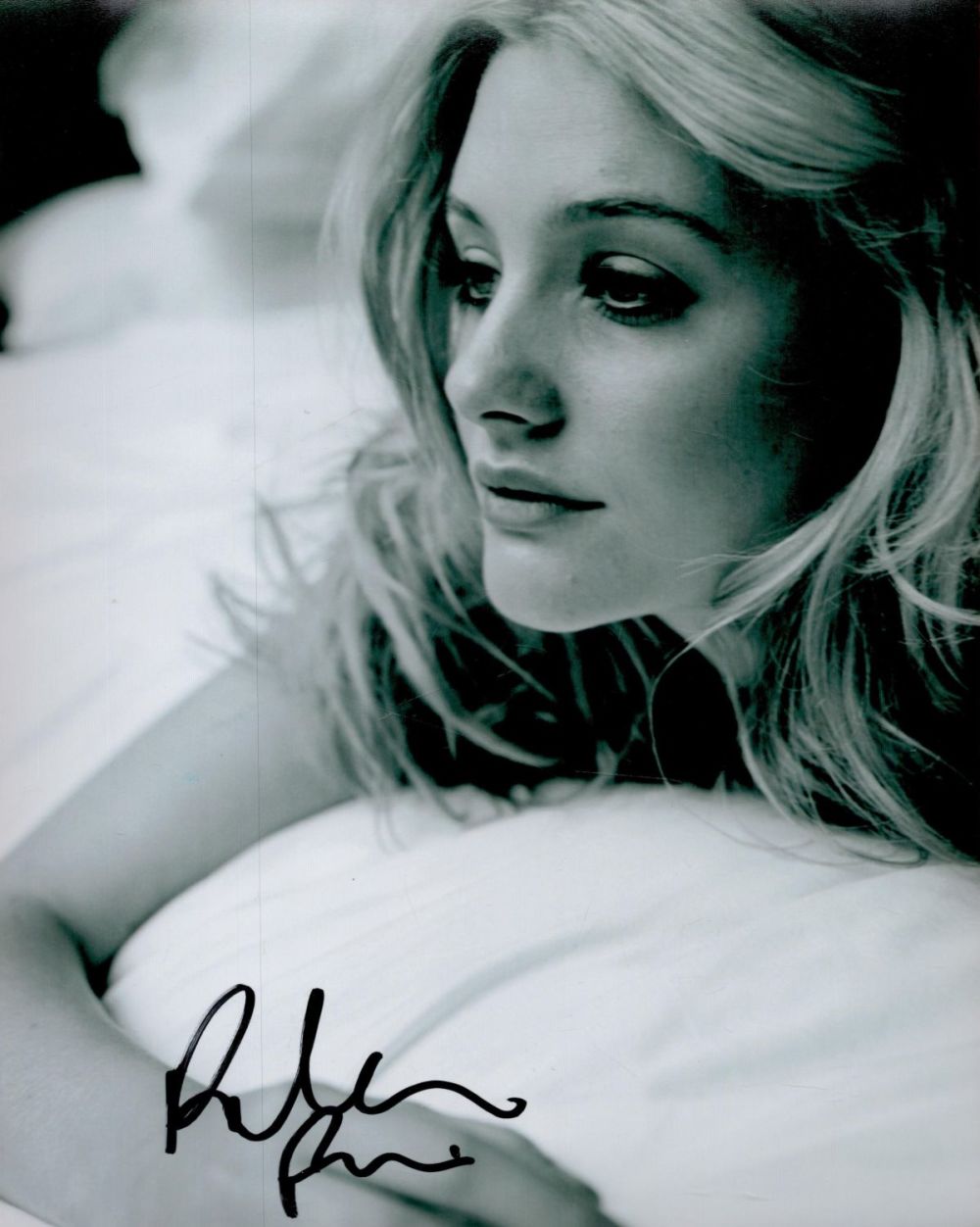Lot 450: Romola Garai signed 10x8 colour photo. All autographs...