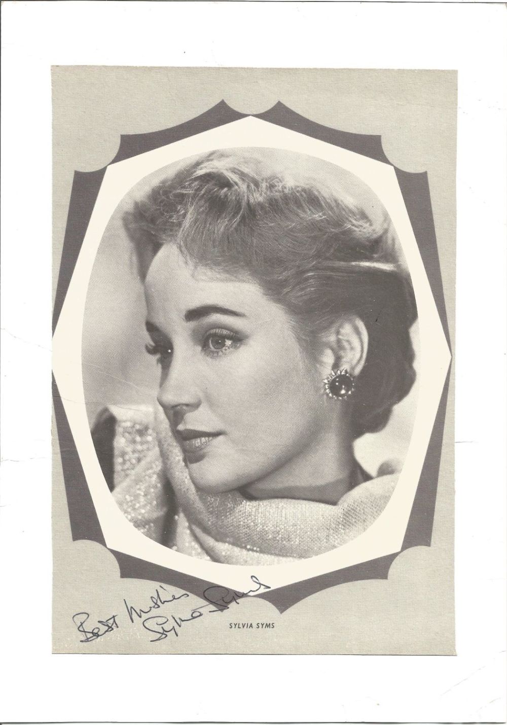 Lot 476: Actress Sylvia Syms signed 7x5 black and white...