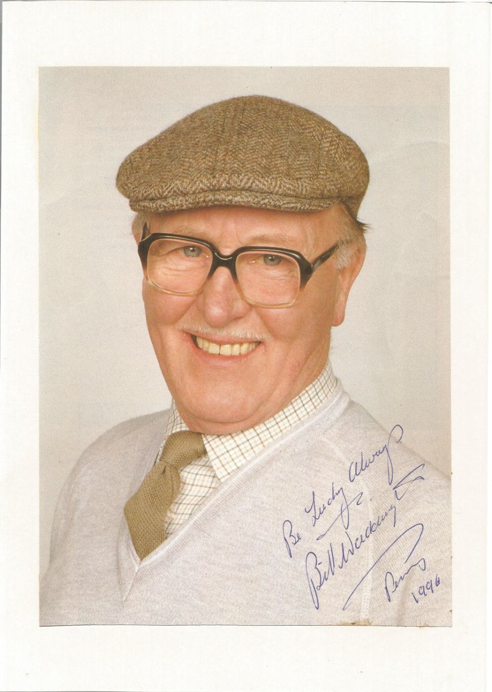Lot 488: Actor Bill Waddington signed 10x8 colour image which...