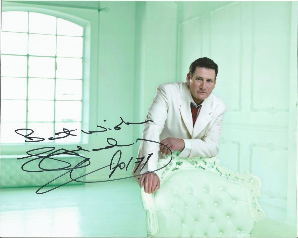Lot 532: Singer Tony Hadley signed 10x8 colour photo. All...
