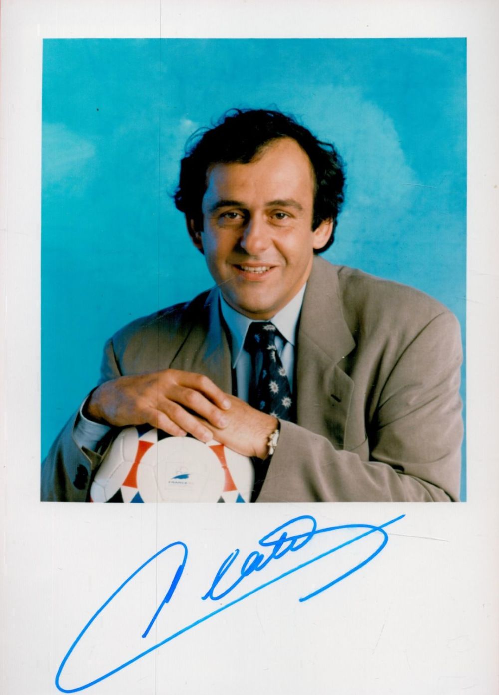 Lot 563: Michel Platini signed 8x6 colour photo. All autographs...