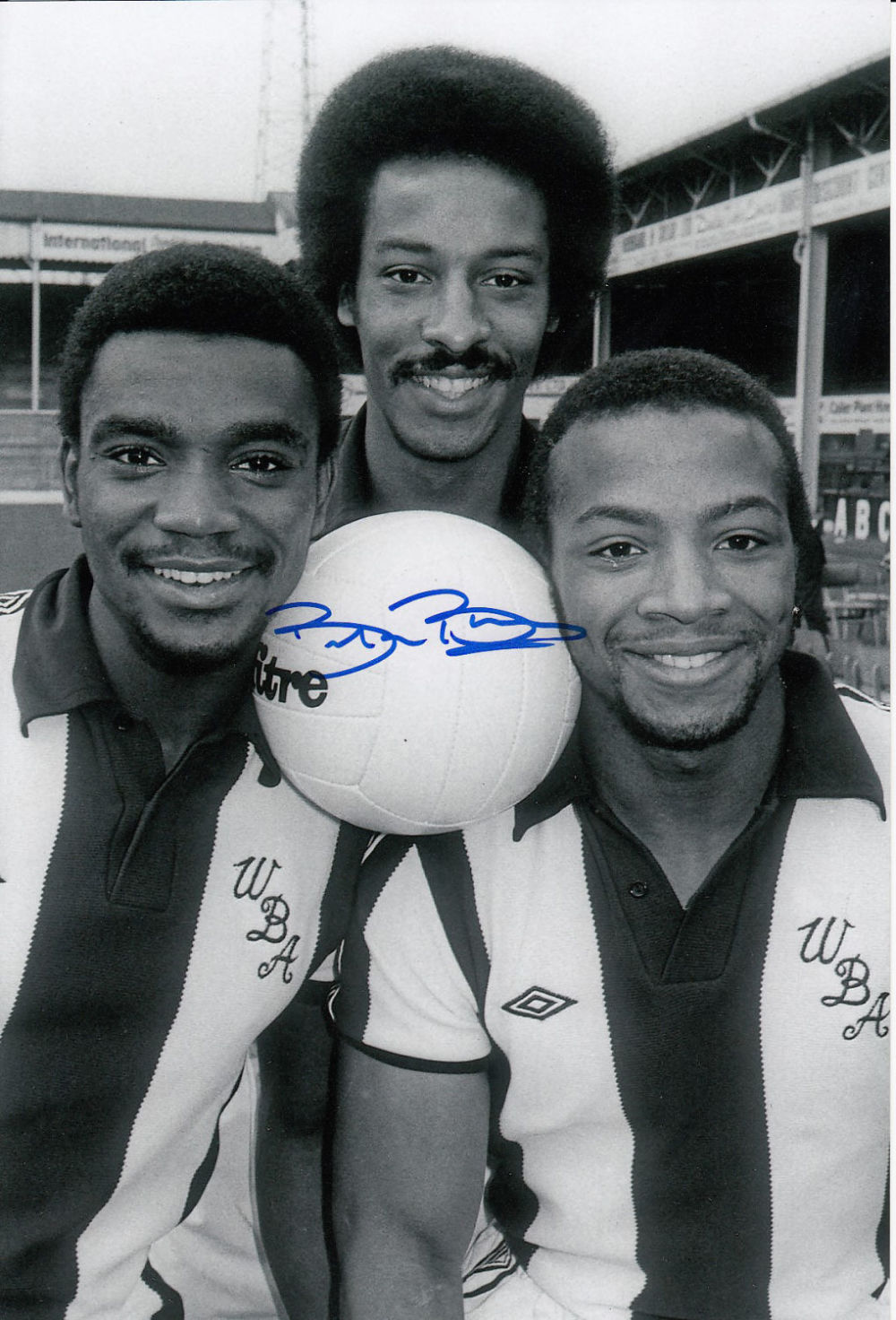 Lot 677: Football Autographed Brendon Batson 12 X 8 Photo...