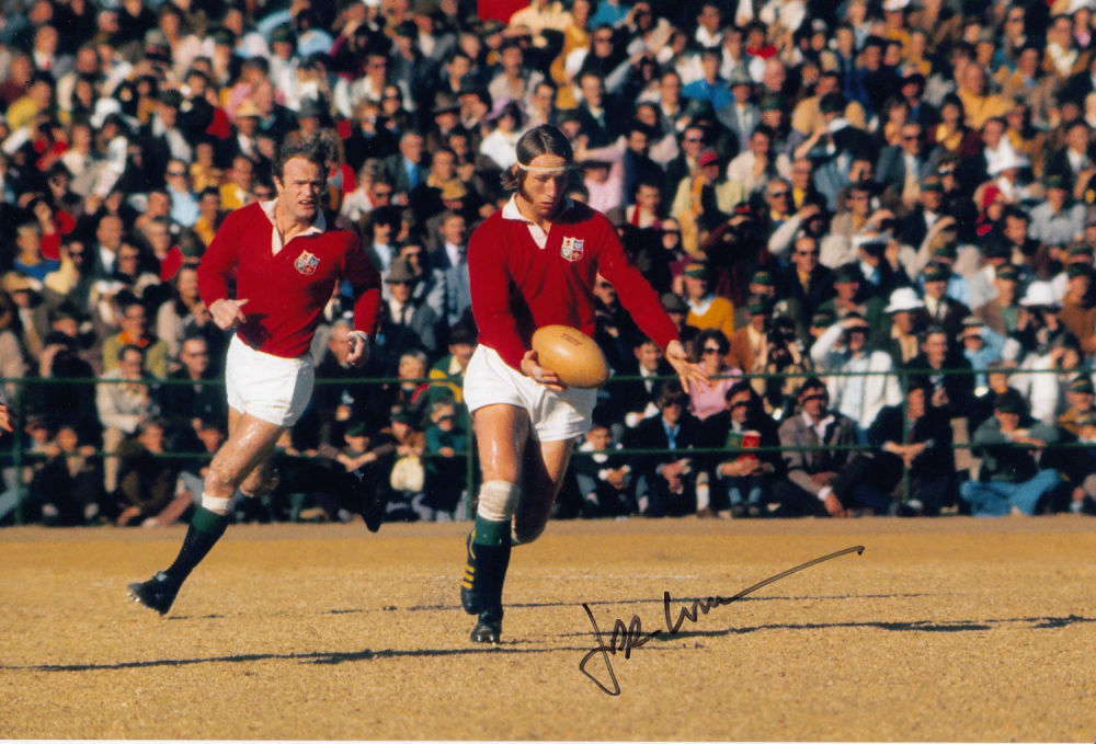 Lot 701: Football Autographed Jpr Williams 12 X 8 Photo...