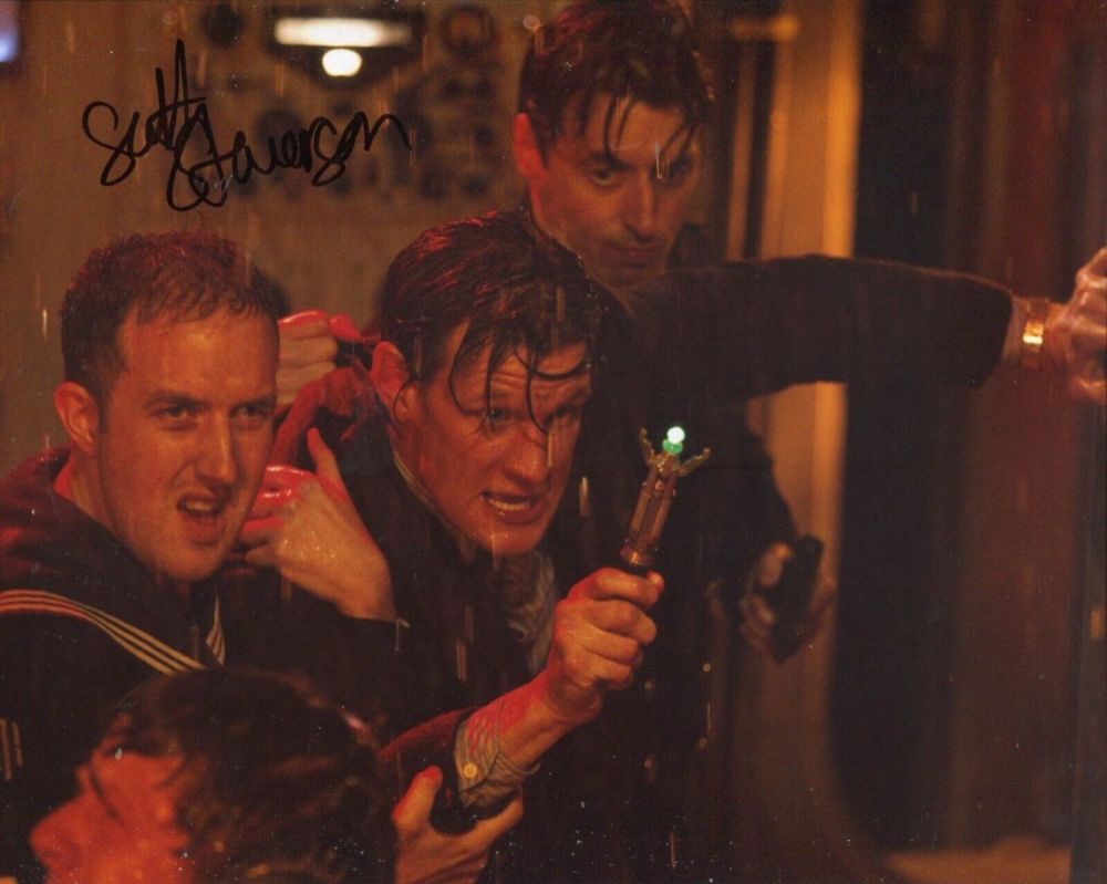 Lot 125: Doctor Who 8x10 scene photo signed by actor...