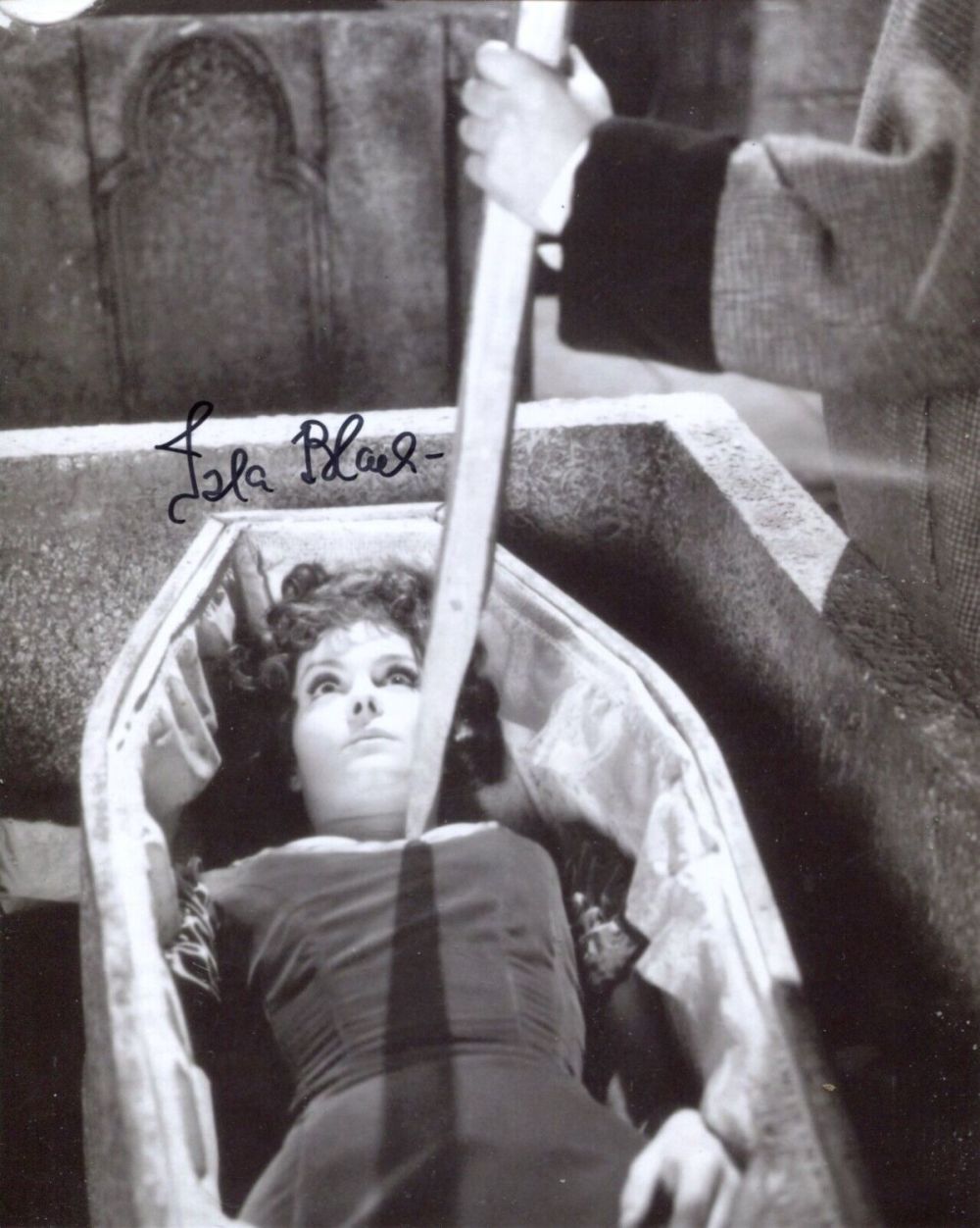 Lot 215: Dracula hammer horror movie photo signed by actress...