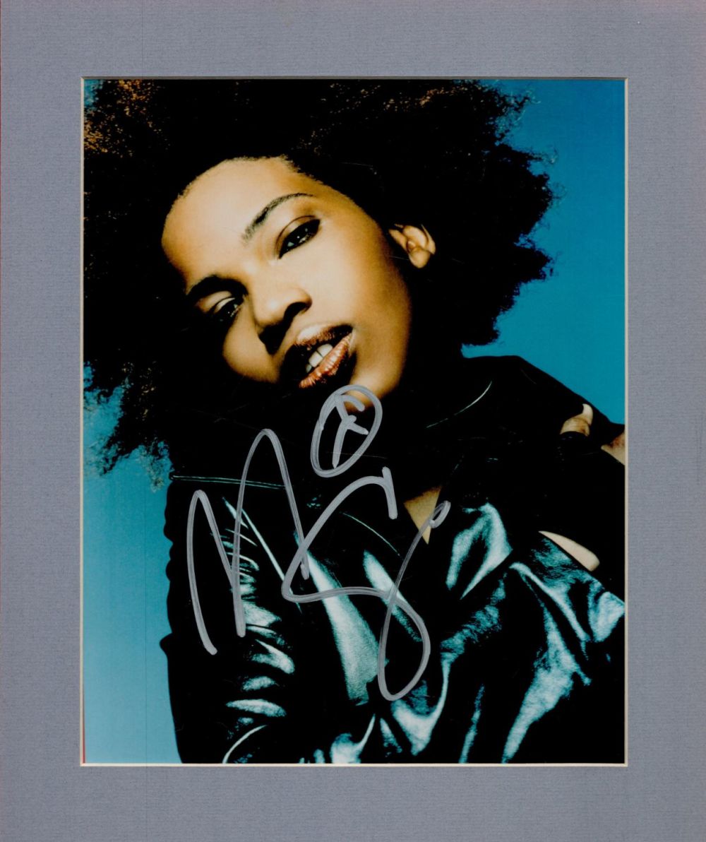 Lot 246: Macy Gray signed 12x10 overall mounted colour photo....