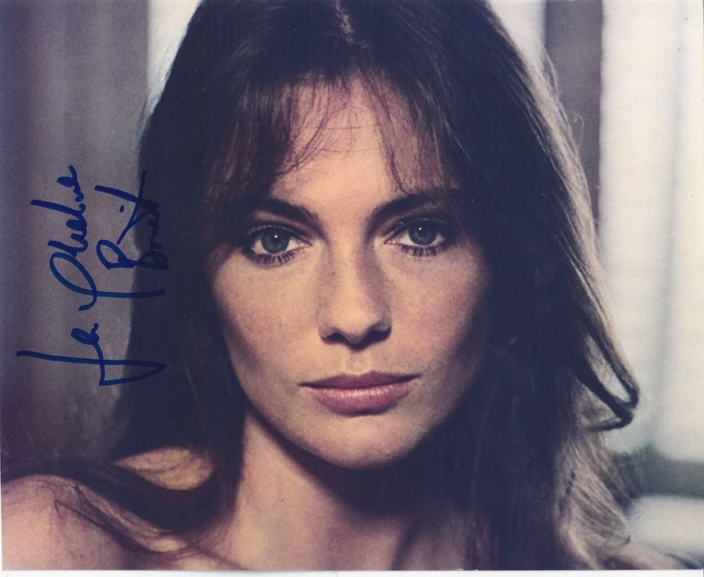 Lot 175: Jacqueline Bissett Popular British Actress 10x8 inch Signed...