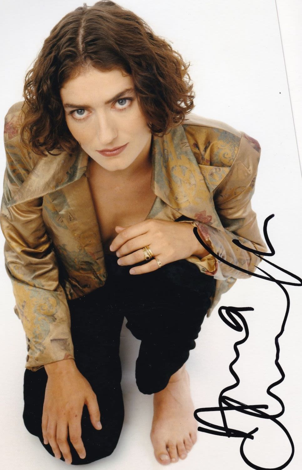 Lot 211: Anna Chancellor Popular British Actress 12x8 inch Signed...