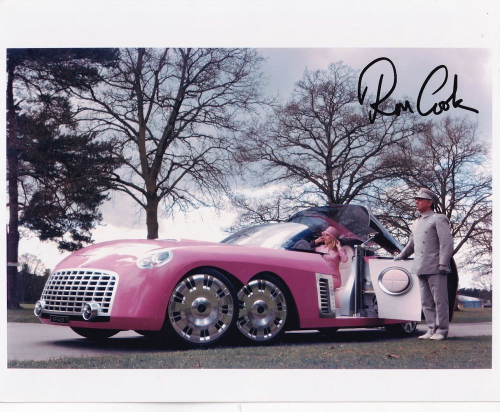 Lot 235: Ron Cook Thunderbirds Actor, Parker 10x8 inch Signed...