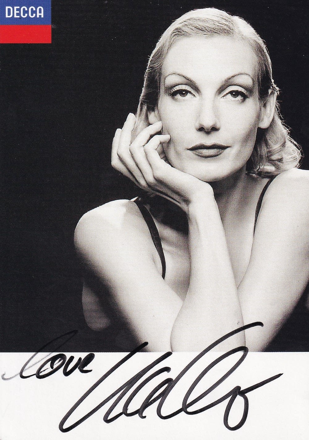 Lot 258: Ute Lemper German Singer and Entertainer Signed 6x4...