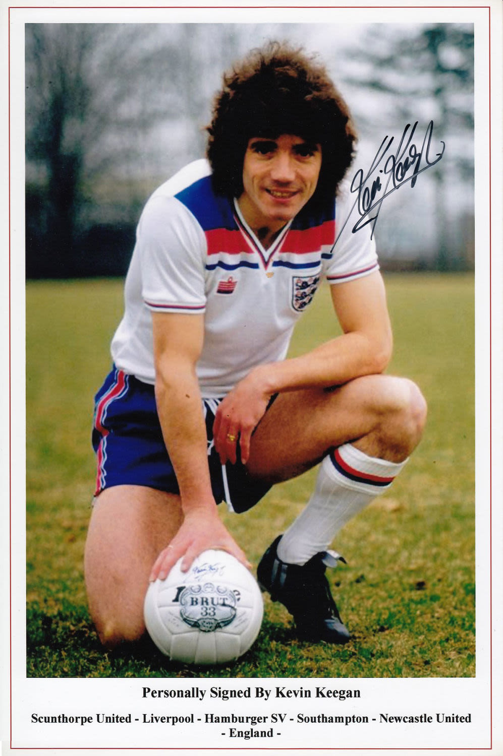 Lot 362: Autographed KEVIN KEEGAN 12 x 8 photo :...
