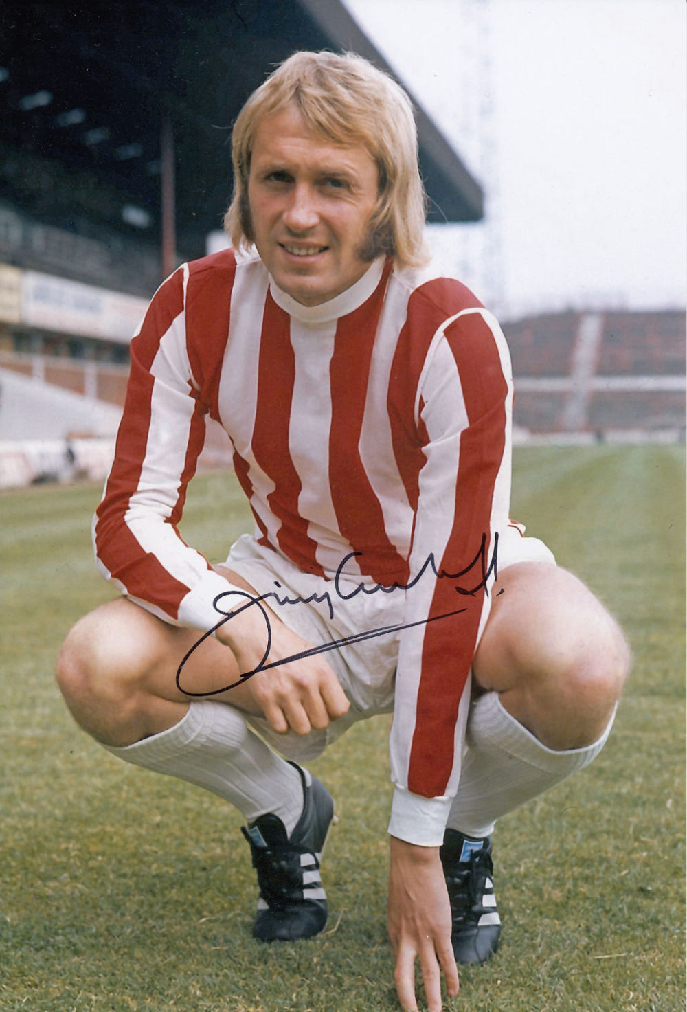 Lot 374: Autographed JIMMY GREENHOFF 12 x 8 photo :...