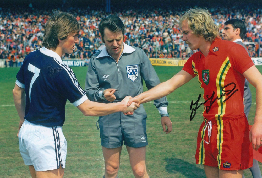 Lot 376: Autographed TERRY YORATH 12 x 8 photo :...