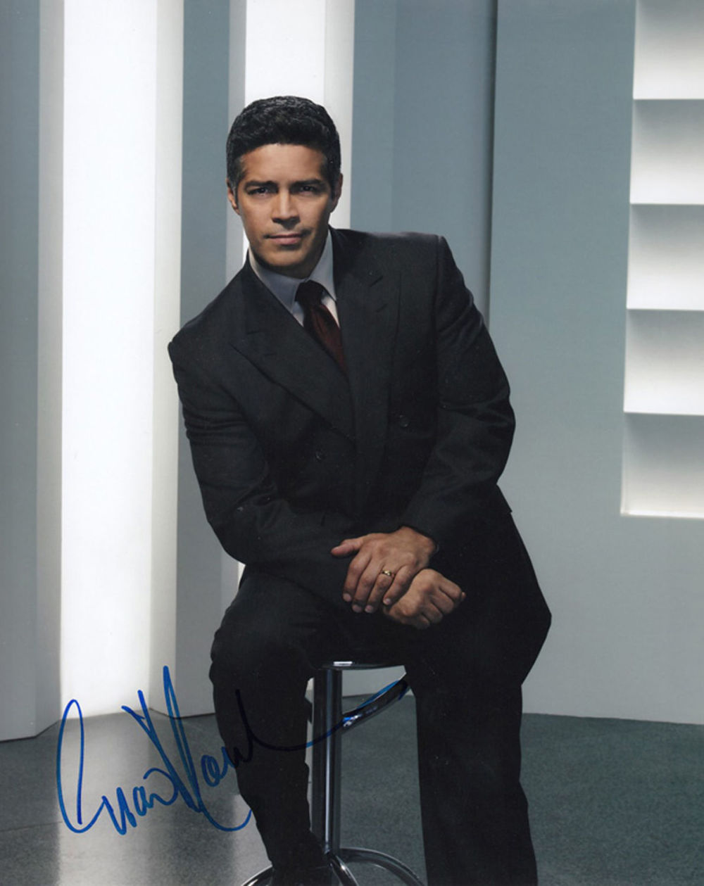 Lot 571: Super Sale! Caprica Esai Morales hand signed 10x8...