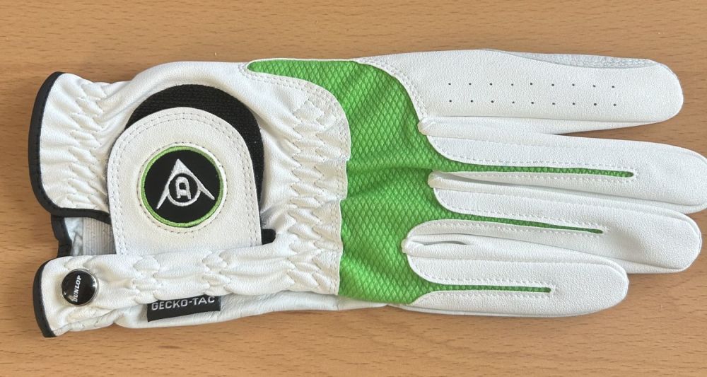 Lot 623: Toyah Wilcox Signed Brand New Dunlop golf glove....