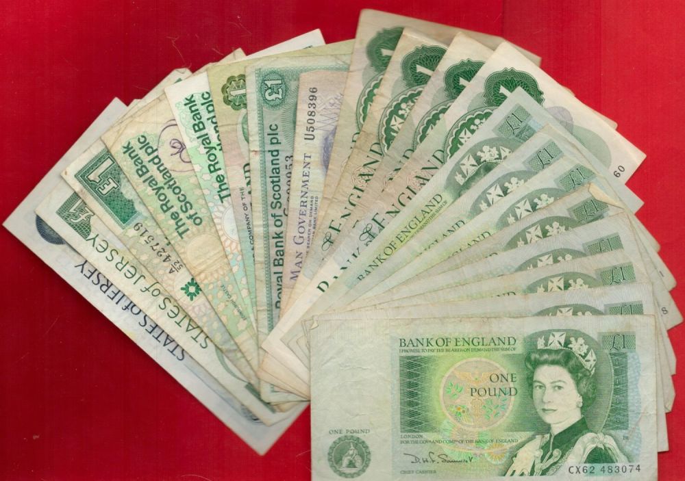 Lot 201: Vintage British Bank Note Collection of 21 English,...