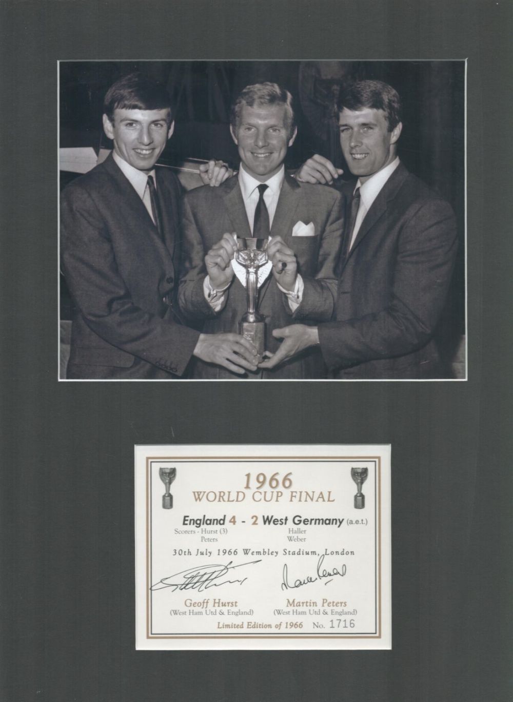 Lot 252: 1966 Legends Geoff Hurst and Martin Peters Signed...