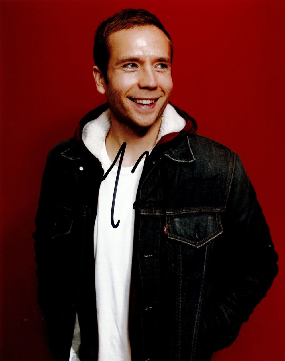 Lot 405: American Actor Mark Webber Signed 10x8 inch colour...