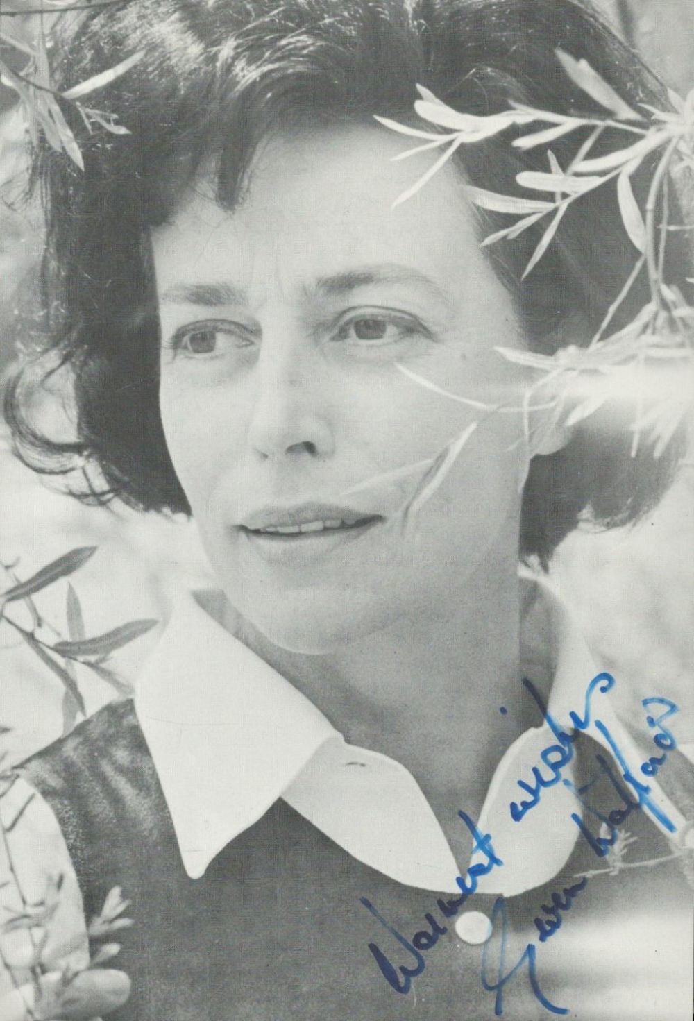 Lot 501: Gwen Watford signed 6x4 inch black and white...
