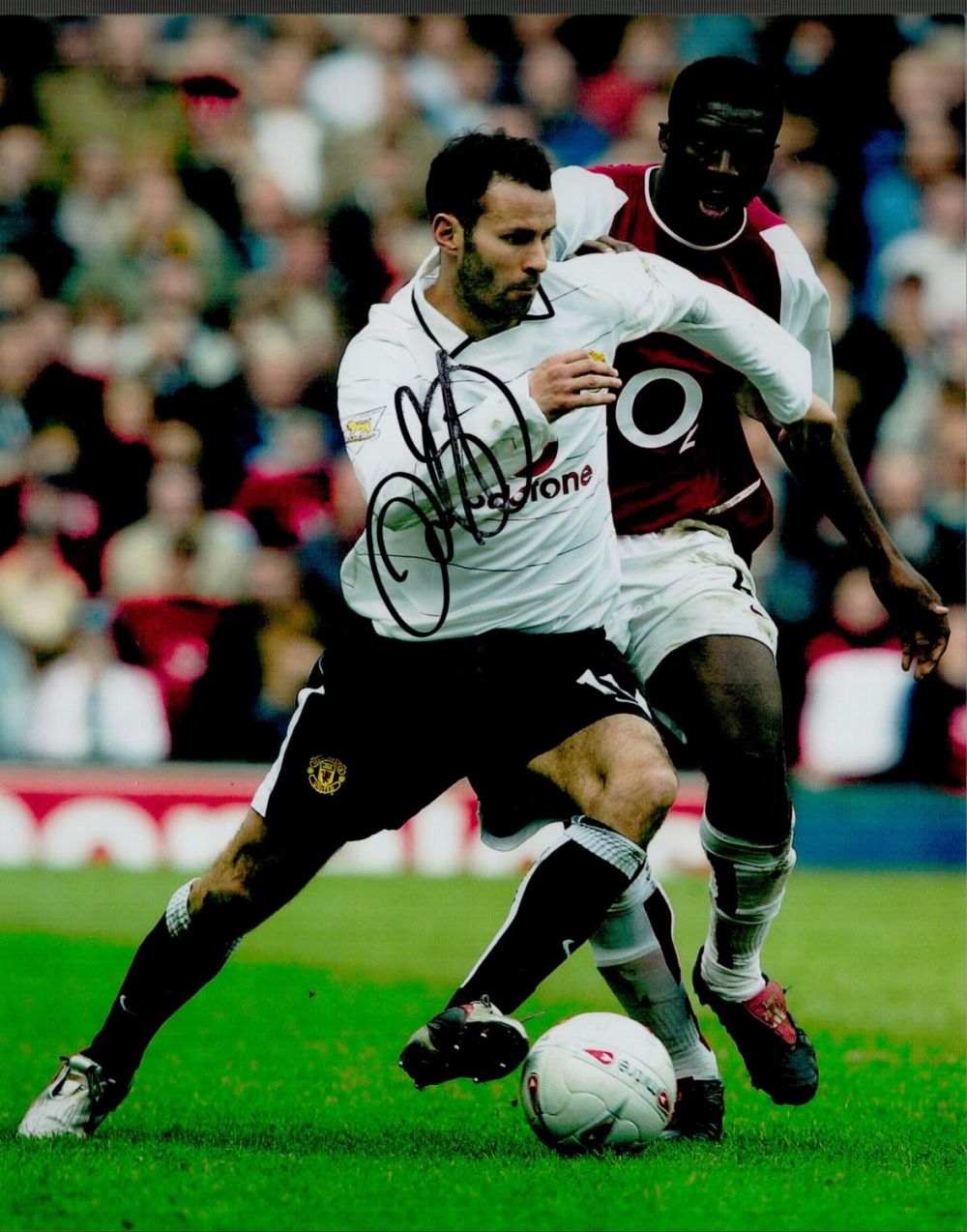 Lot 53: Ryan Giggs signed Manchester United 10x8 colour photo....