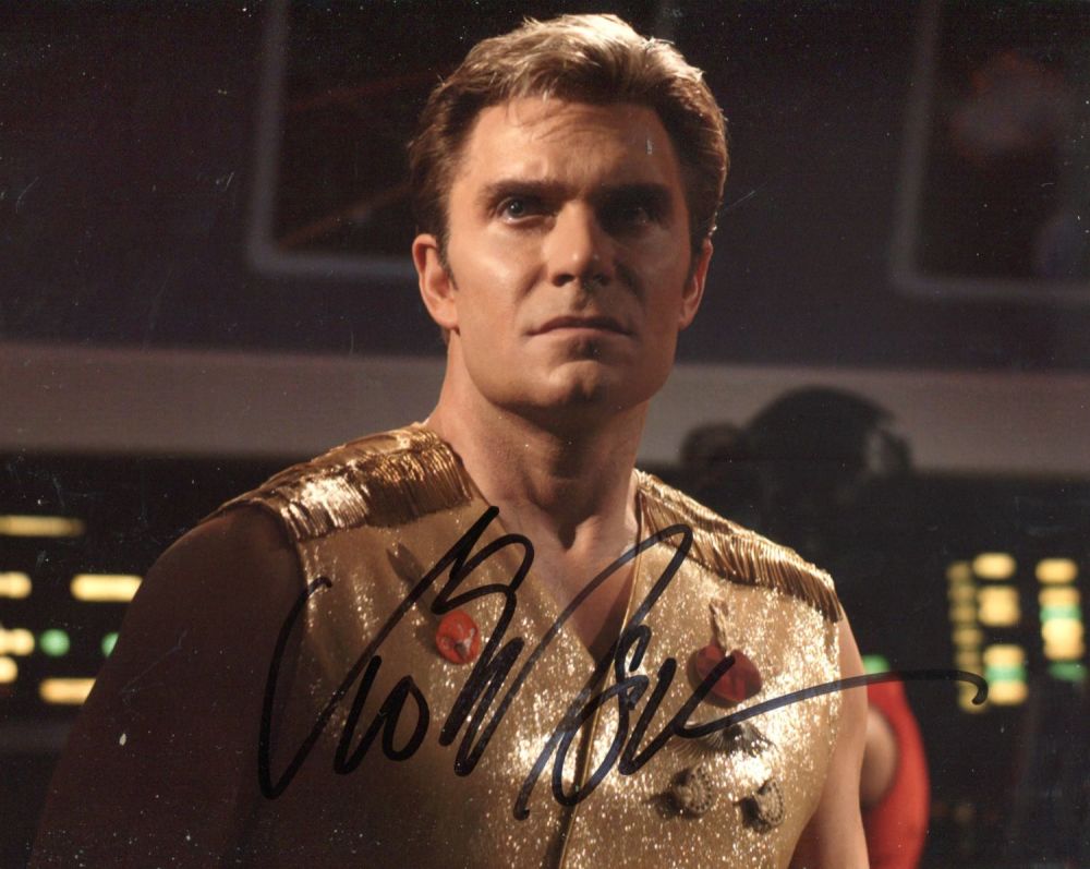 Lot 592: Star Trek 8x10 'Star Trek Continues' series photo...