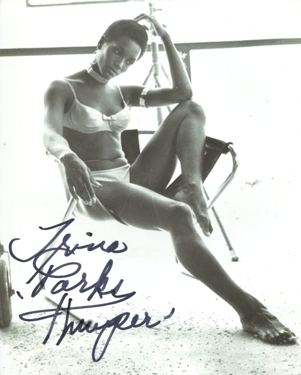 Lot 662: 007 James Bond movie Diamonds are Forever 8x10...