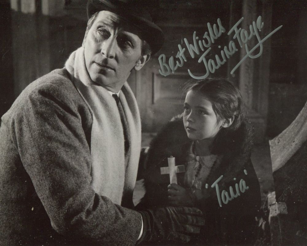 Lot 725: Dracula 1954 horror movie photo signed by actress...