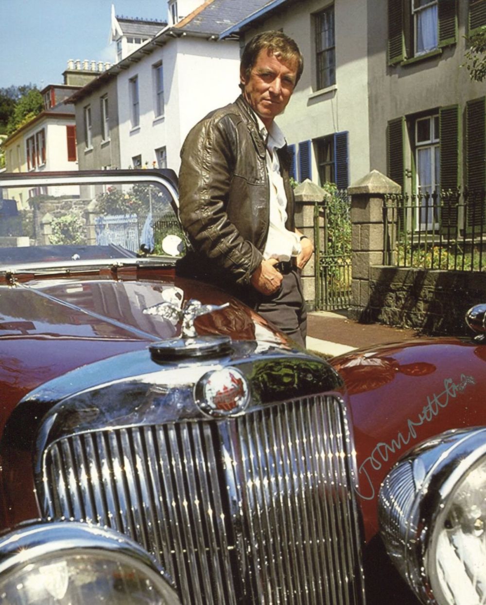 Lot 810: Bergerac 1980's popular BBC detective drama series signed...