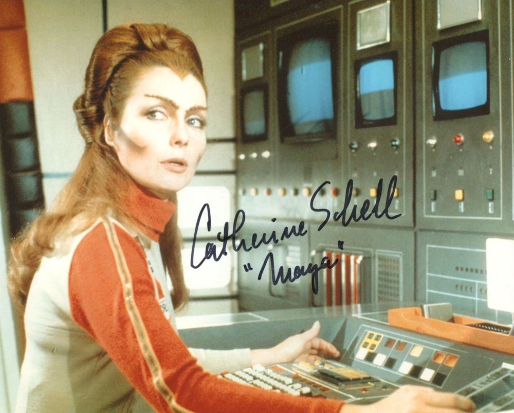 Lot 816: Space 1999 Catherine Schell signed Space 1999 TV...
