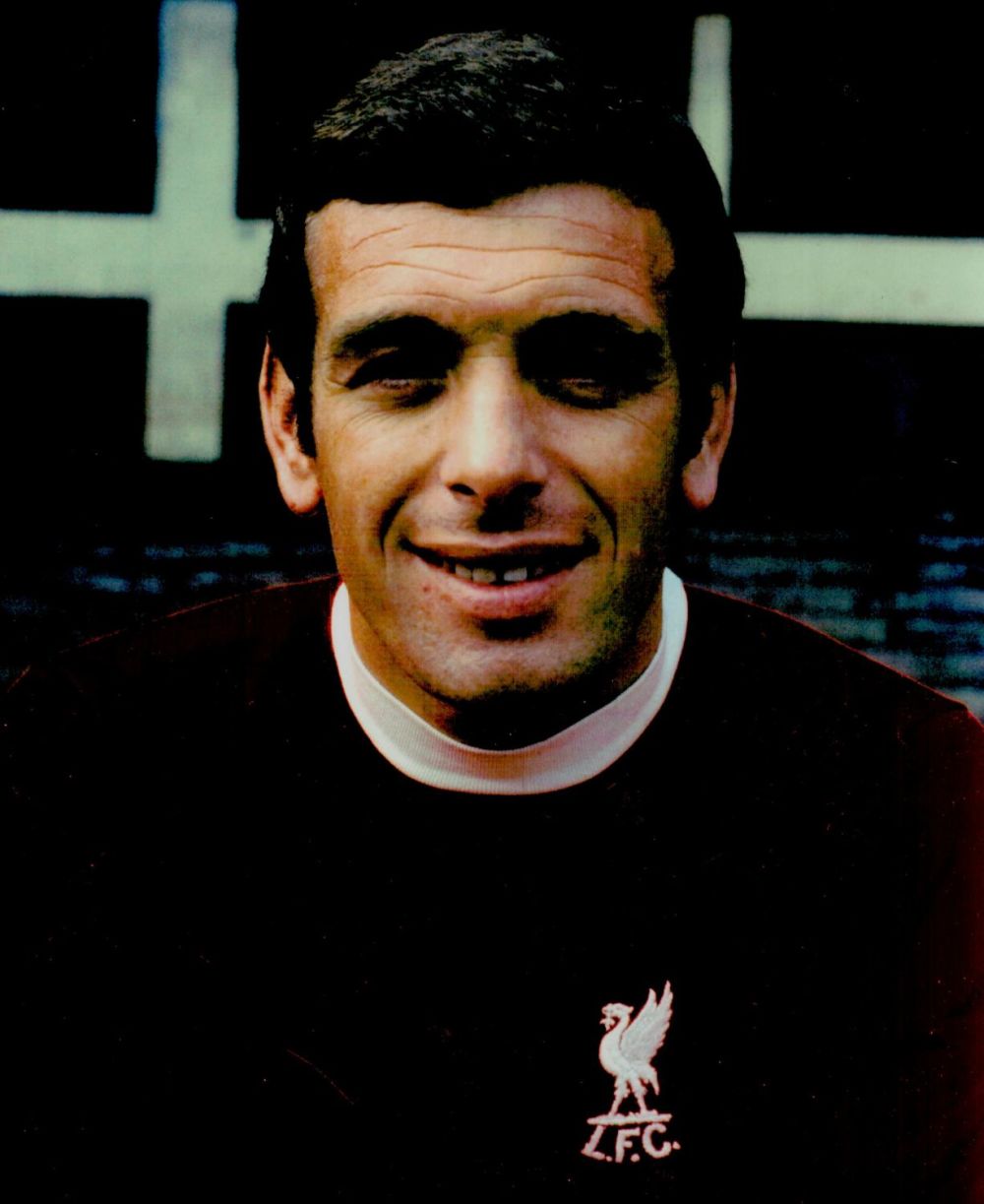 Lot 135: Former Liverpool FC Star Ian Callaghan Signed 10x8...