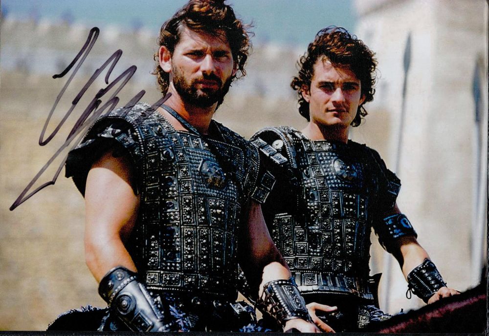 Lot 183: Eric Bana Signed 12x8 inch Colour Photo. Pictured...