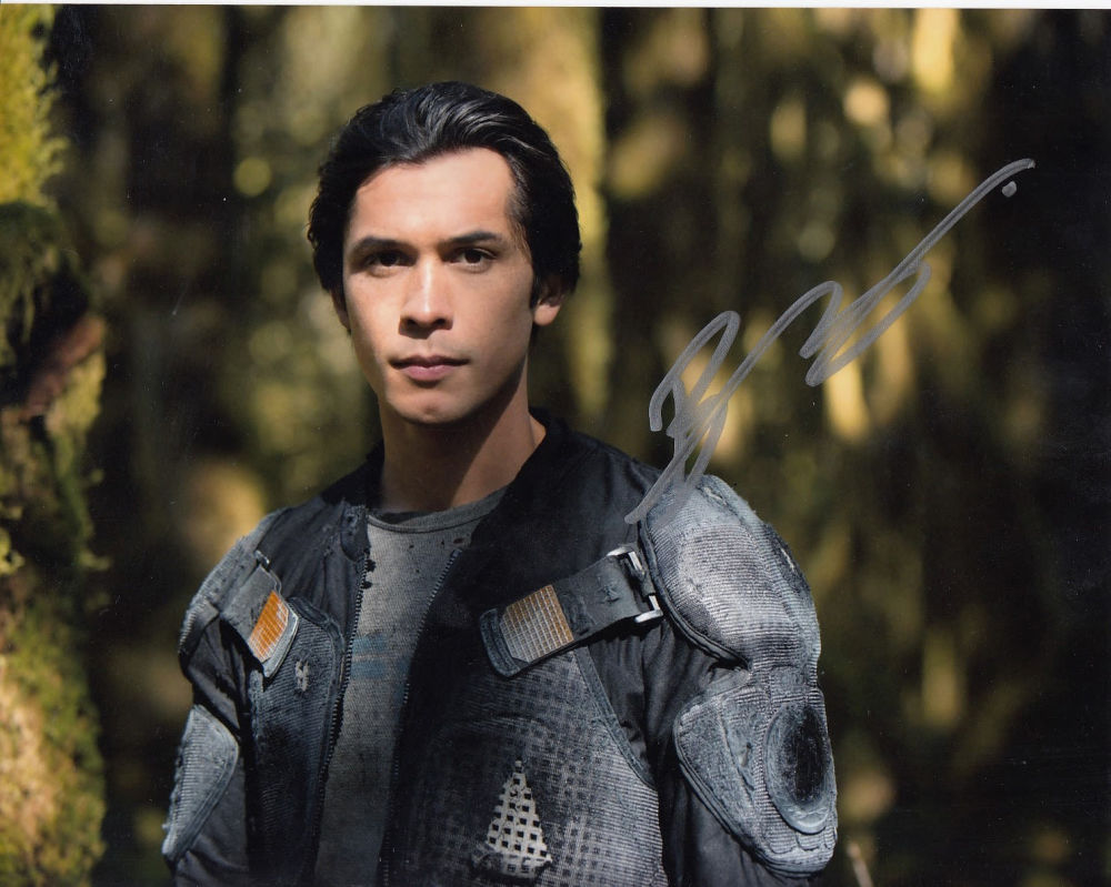 Lot 205: Super Sale! The 100 Bob Morley hand signed...