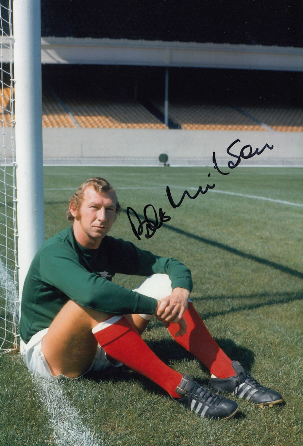 Lot 254: Autographed Bob Wilson 12 X 8 Photo :...
