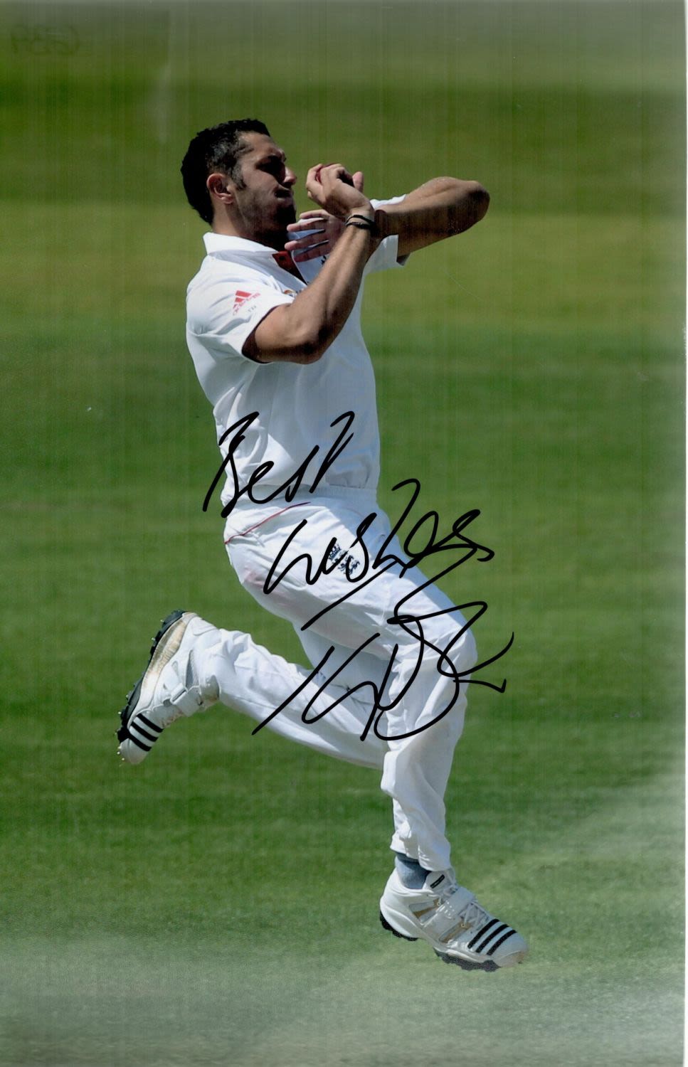 Lot 639: Cricket, Tim Bresnan signed 12x8 colour photo. Timothy...