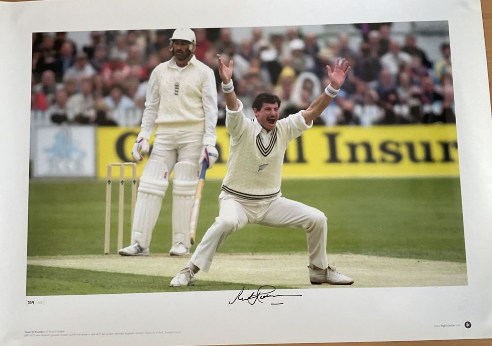Lot 642: Cricket Sir Richard Hadlee Signed Big Blue Tube...