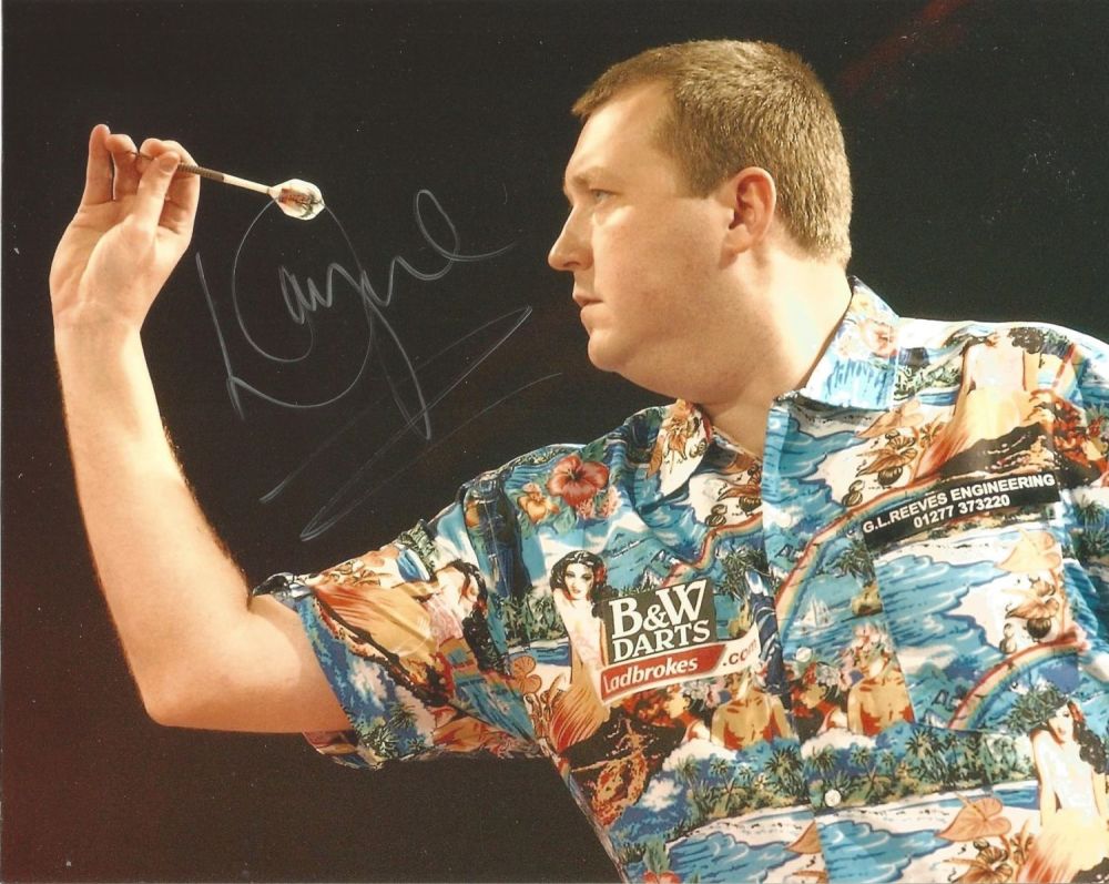 Lot 641: Darts Wayne Hawaii 501 Mardle 10x8 Signed Colour...
