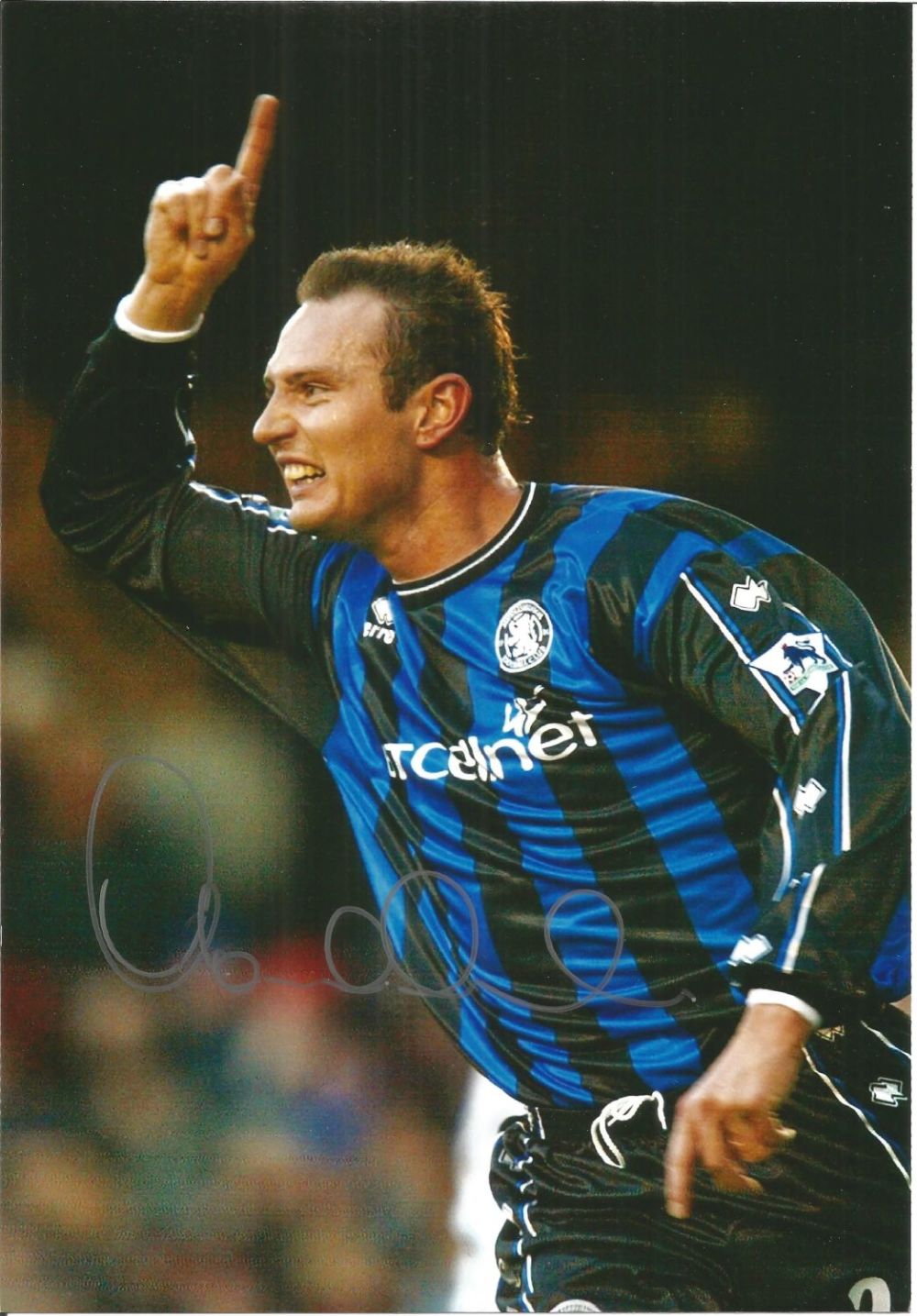 Lot 650: Football Noel Whelan 10x8 signed colour photo pictured...