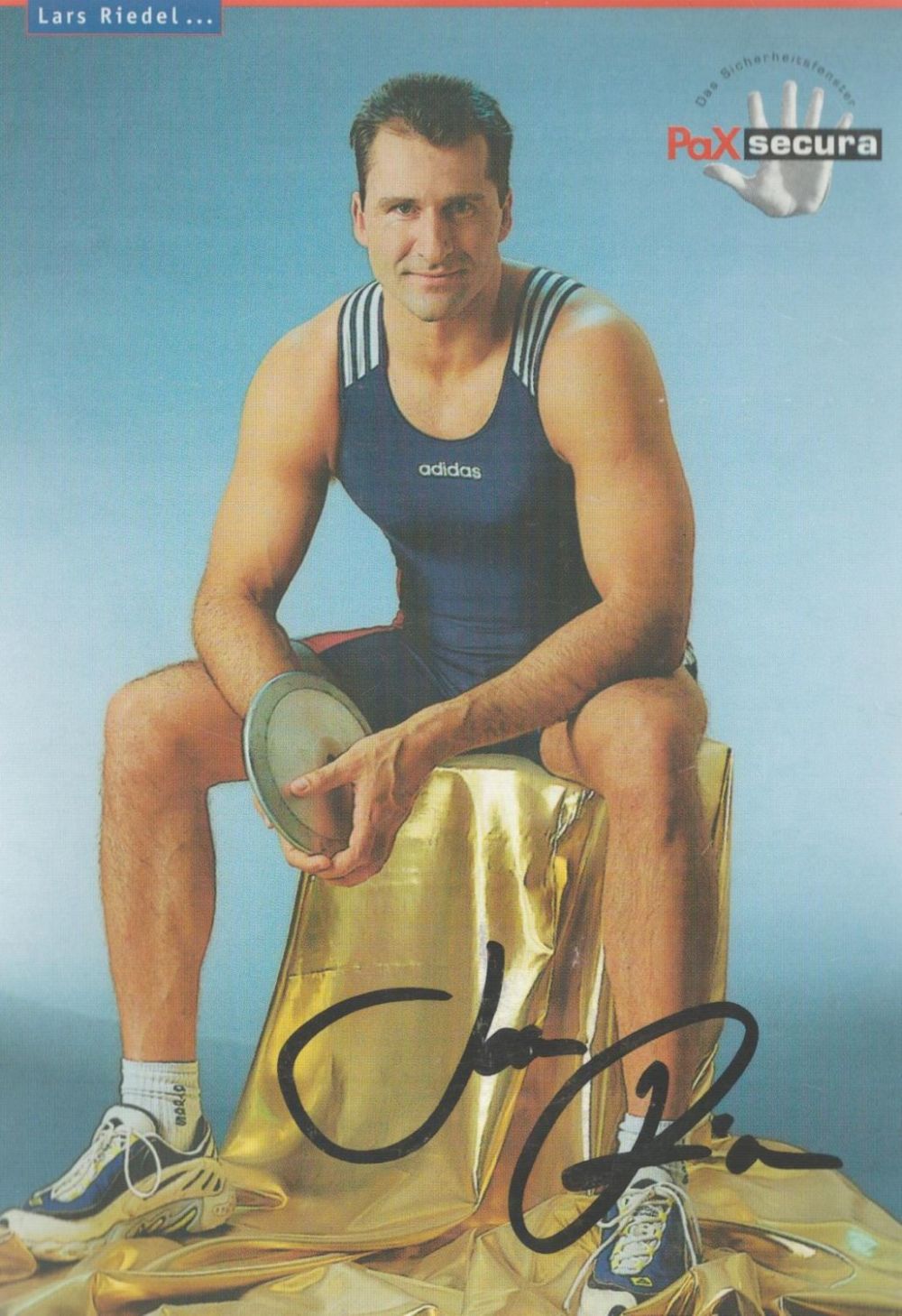 Lot 261: Lare Reidel 6"x4" promotional picture nicely signed in...