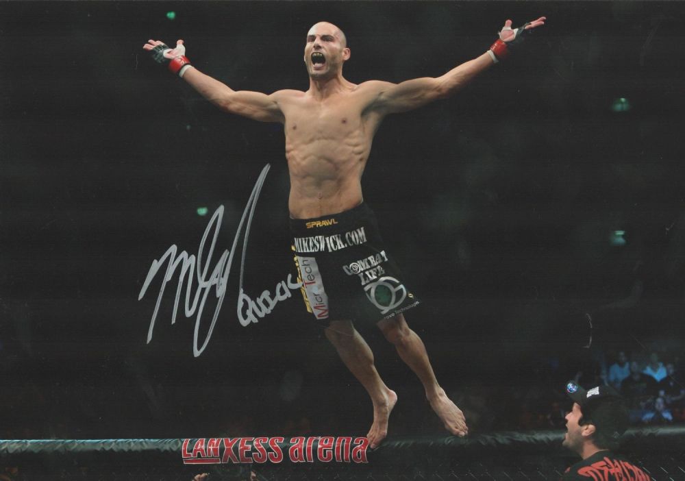 Lot 319: Mike Swick signed 12x8 colour photo. Swick is...