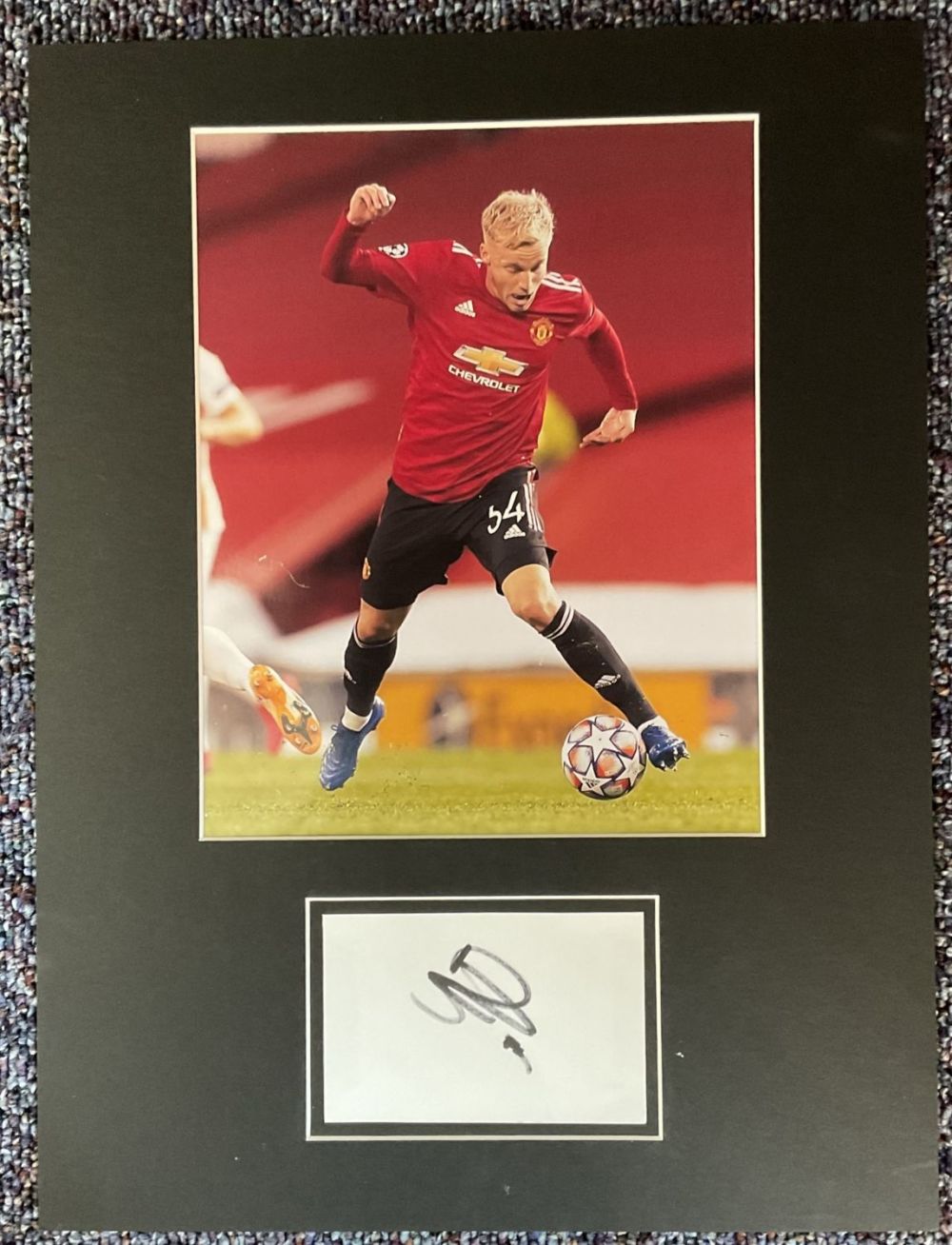 Lot 324: Donny Van De Beek Signed White Signature Piece...
