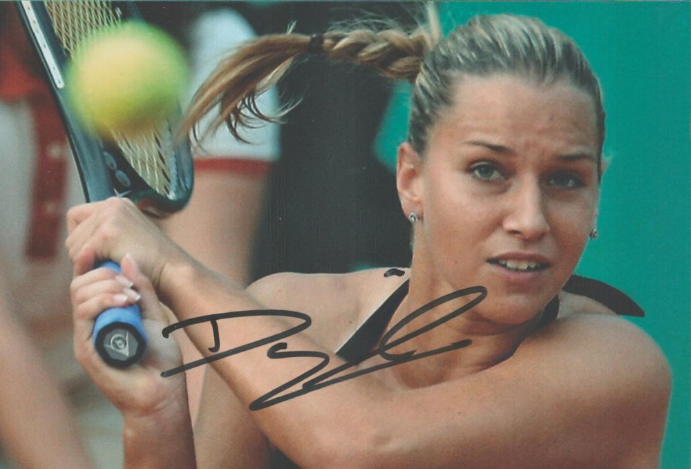 Lot 589: Tennis Dominika Cibulkova signed 6x4 colour photo. Good...