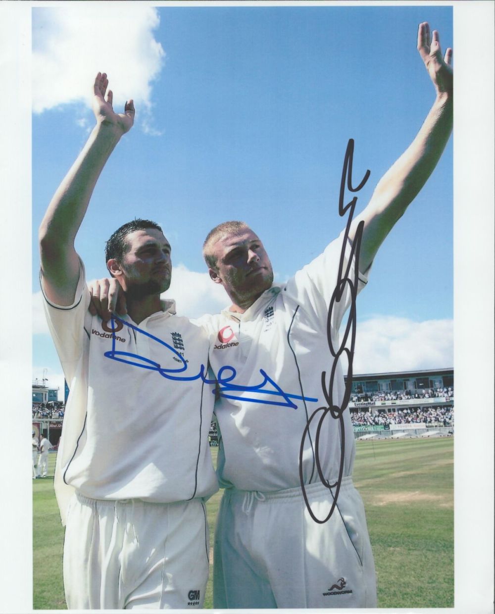 Lot 615: Cricket Steve Harmison and Andrew Flintoff signed England...